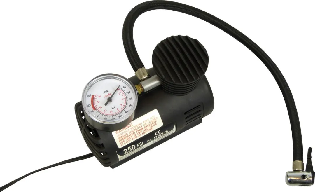 Carpoint Mini Luchtcompressor 8711293034260 - 35 l/min - 17BAR