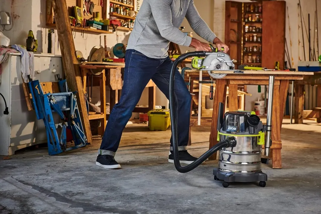 Ryobi 18V ONE+ R18WDV-0 Nat- en Droogzuiger 82 AW - 18L - afbeelding 3 van 6