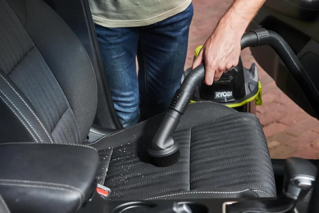 Ryobi 18V ONE+ R18WDV-0 Nat- en Droogzuiger 82 AW - 18L - afbeelding 2 van 6