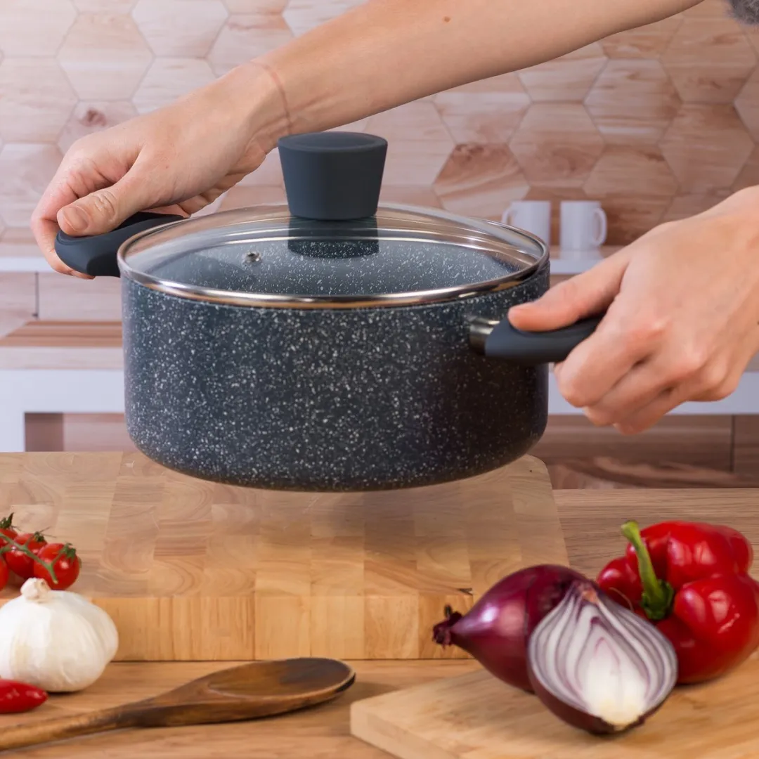 Russell Hobbs Nightfall Stone Antiaanbak Stoofpan 20cm - Blauw - afbeelding 5 van 6