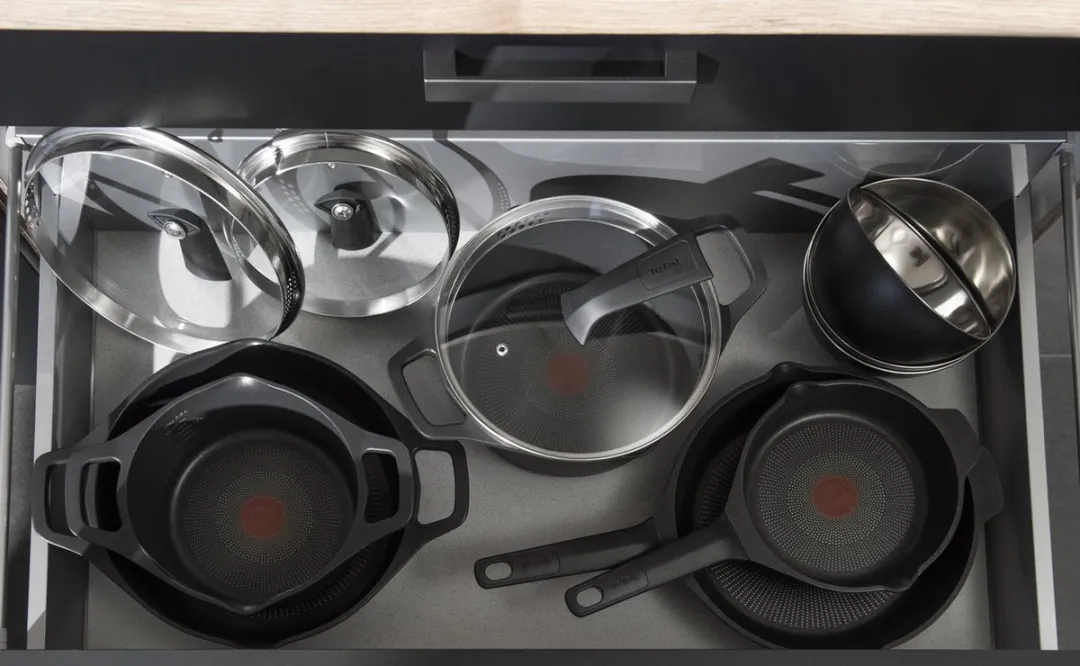 Tefal Robusto Hapjespan 26cm - Inductie - Zwart