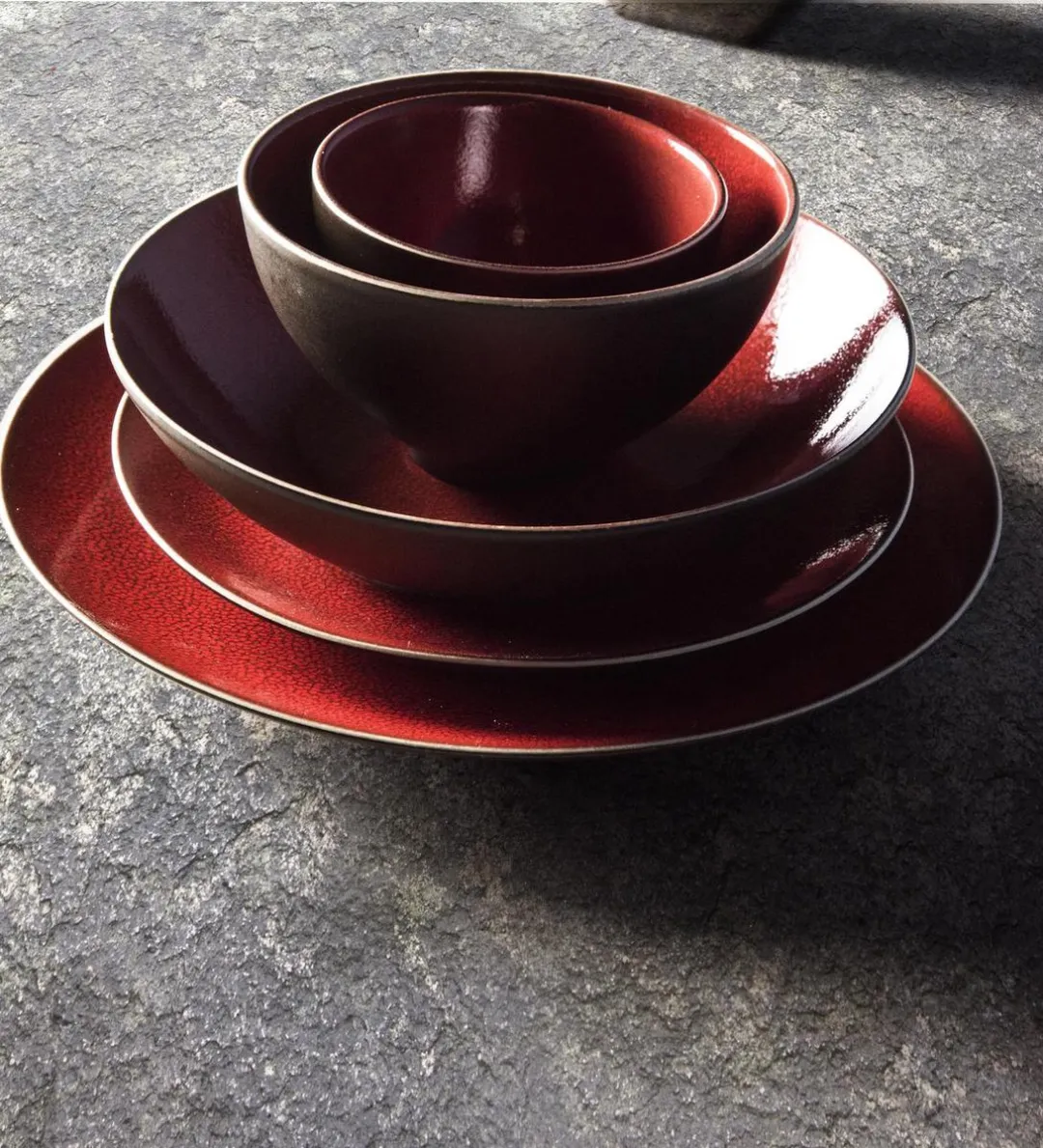 Palmer Bord Lava 27cm - Bruin Stoneware
