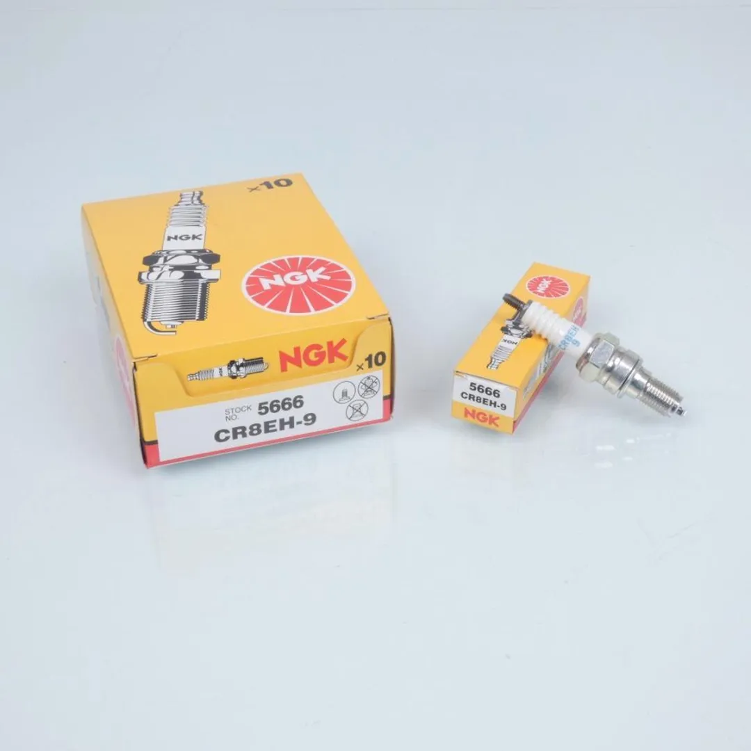 NGK CR8EH-9 Bougie Scooter Daelim 125 Ns Otello DLX 2003-2007