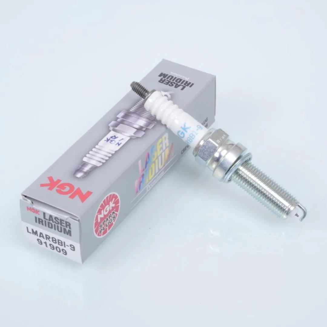 NGK Bougie 1050 DL V-STROM DE 2023 - Wit