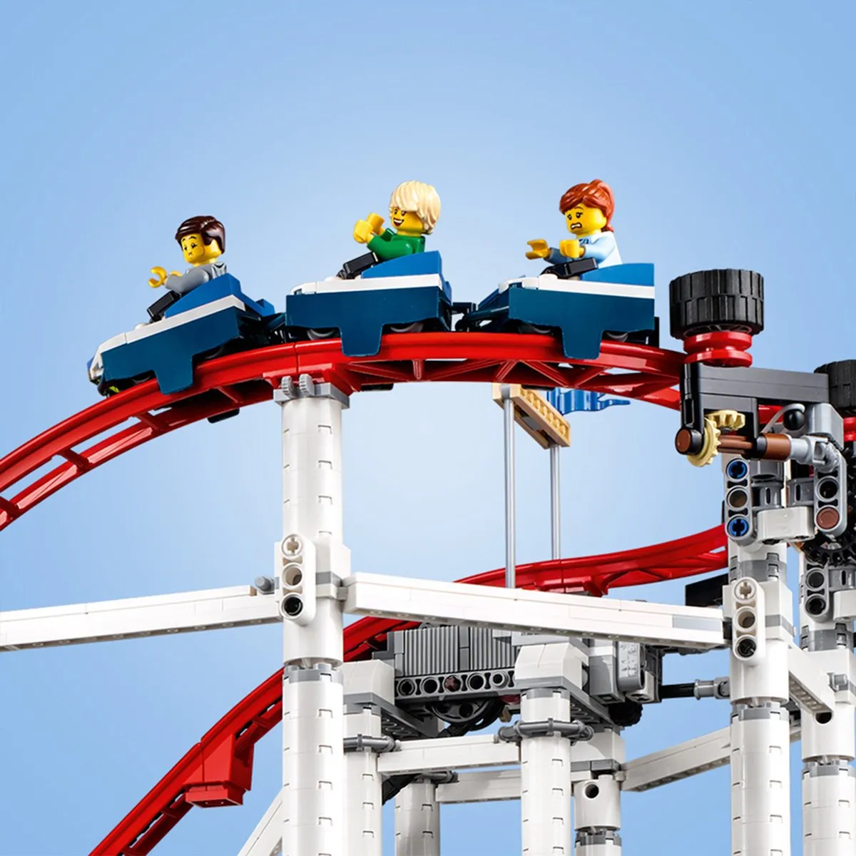 LEGO Creator Expert Achtbaan 10261 - 4124 Stukken - 11 Minifiguren