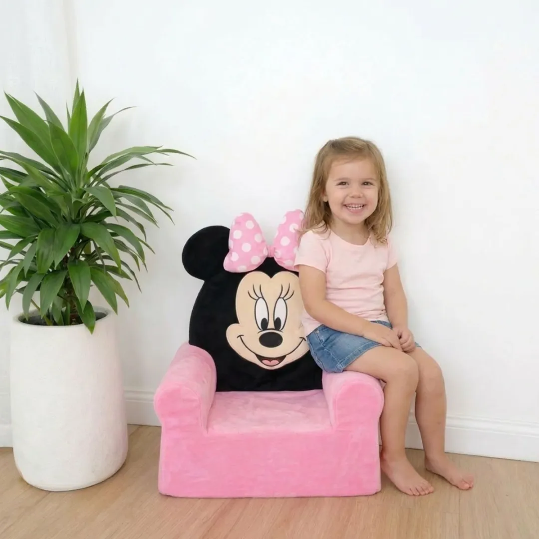 Minnie Mouse Pluche Stoel - 3D
