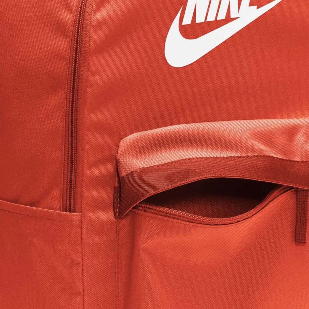 Nike Heritage 2.0 Rugzak - 20L - Oranje