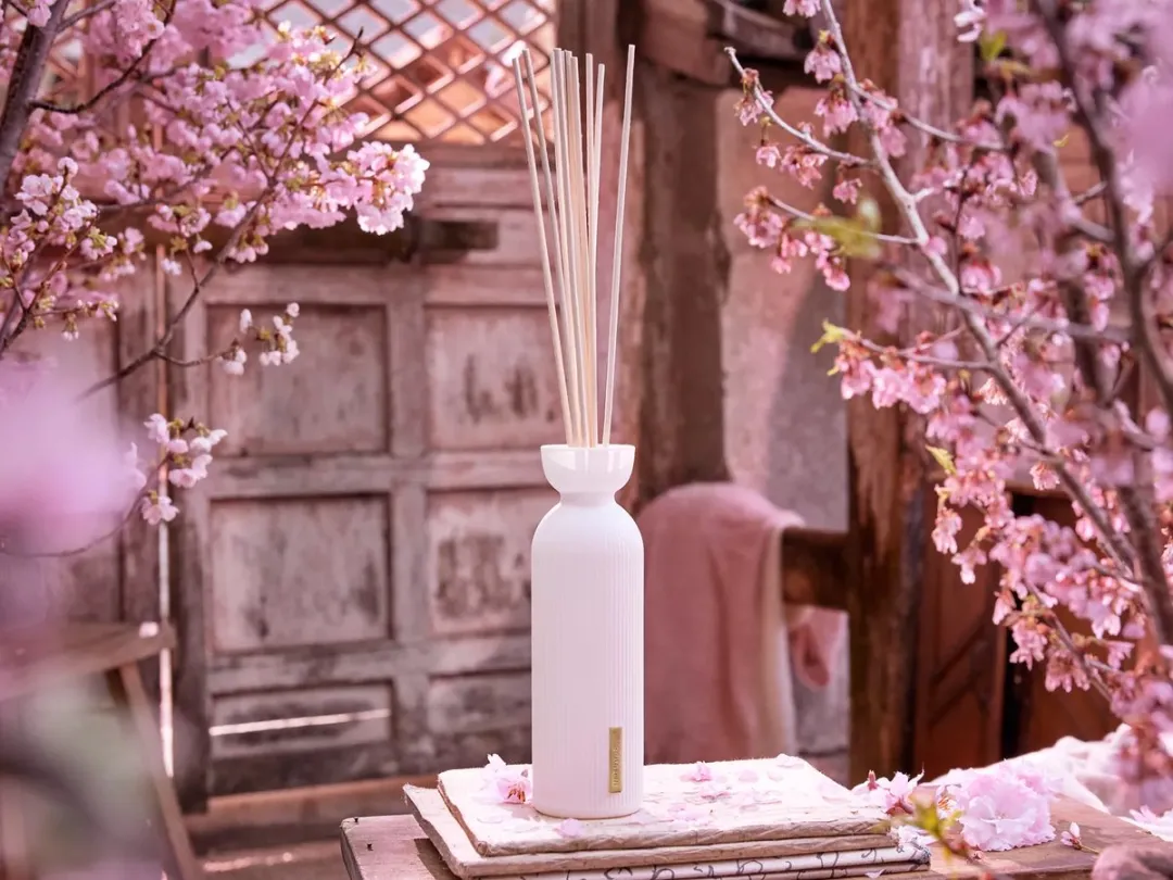 Rituals of Sakura Geurstokjes 250ml - Wit