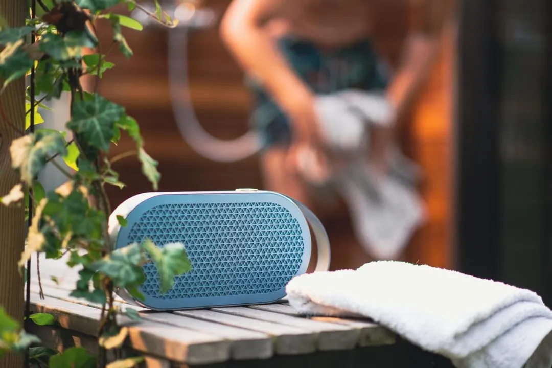 Dali Katch G2 Bluetooth Speaker 50W - Chilly Blue - MPN 12121-G2CB