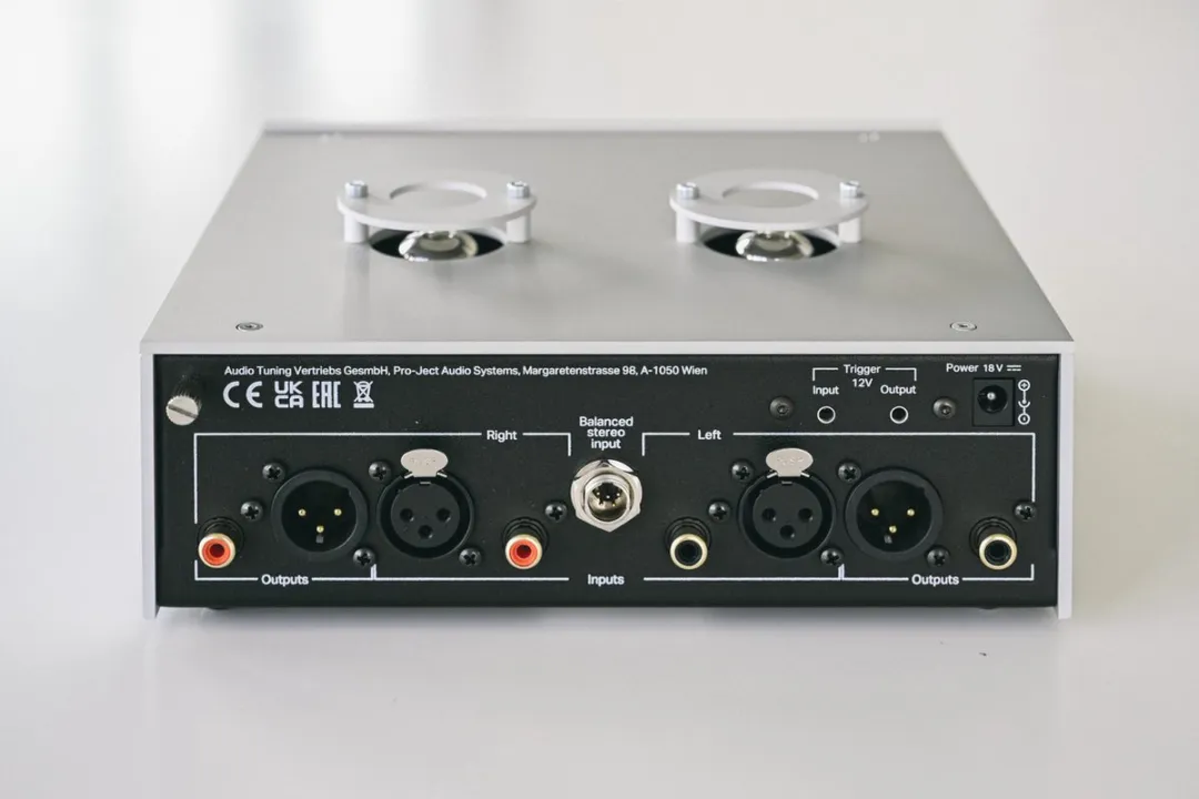 Pro-Ject Tube Box DS3 B - Zwart