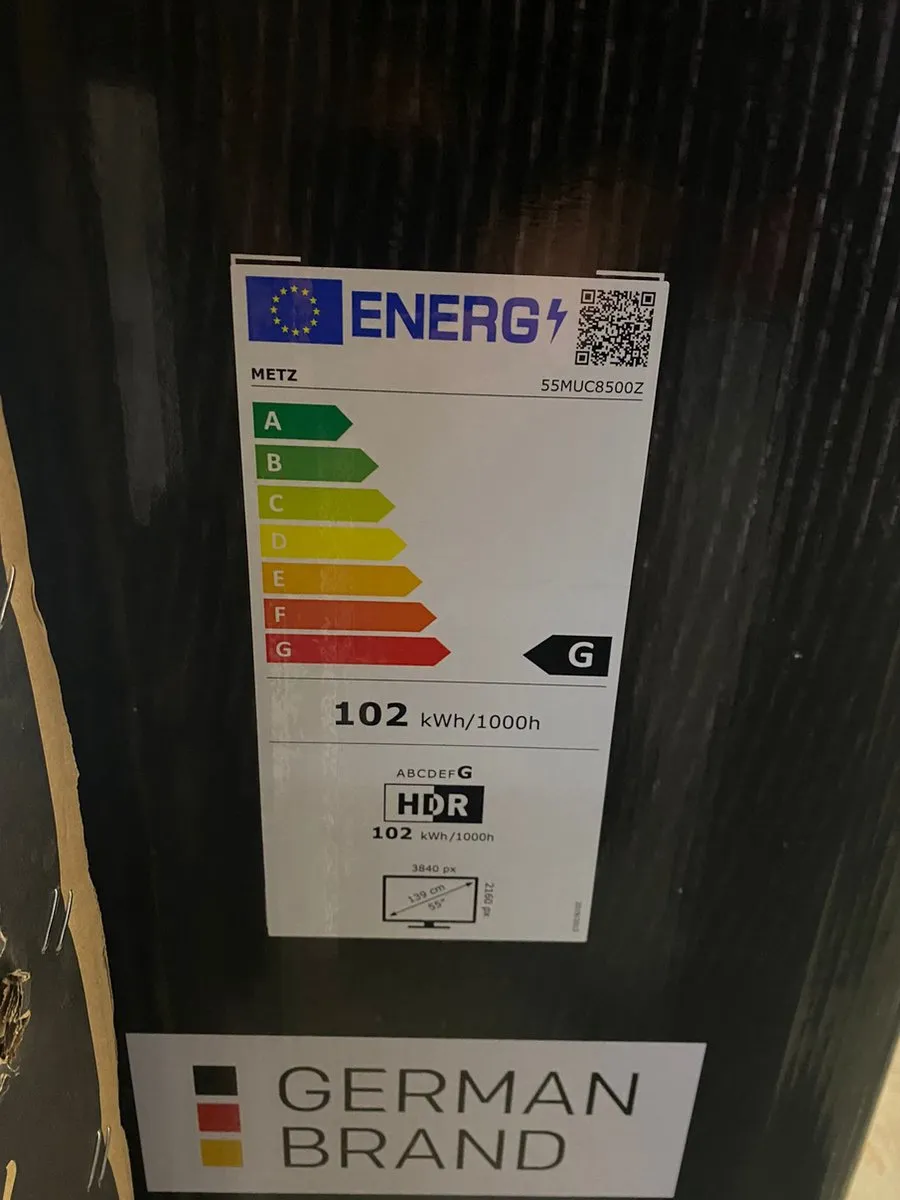 Metz 55MUC8500Z UHD/4K LED TV Android TV 10.0 (Netflix, Prime Video, Disney+, MyCanal, OCS, Apple TV) HDR10 / HLG met DVB-T2/C/S2-tuners - MUC7- en MUC8-serie (55'' (139 cm ))