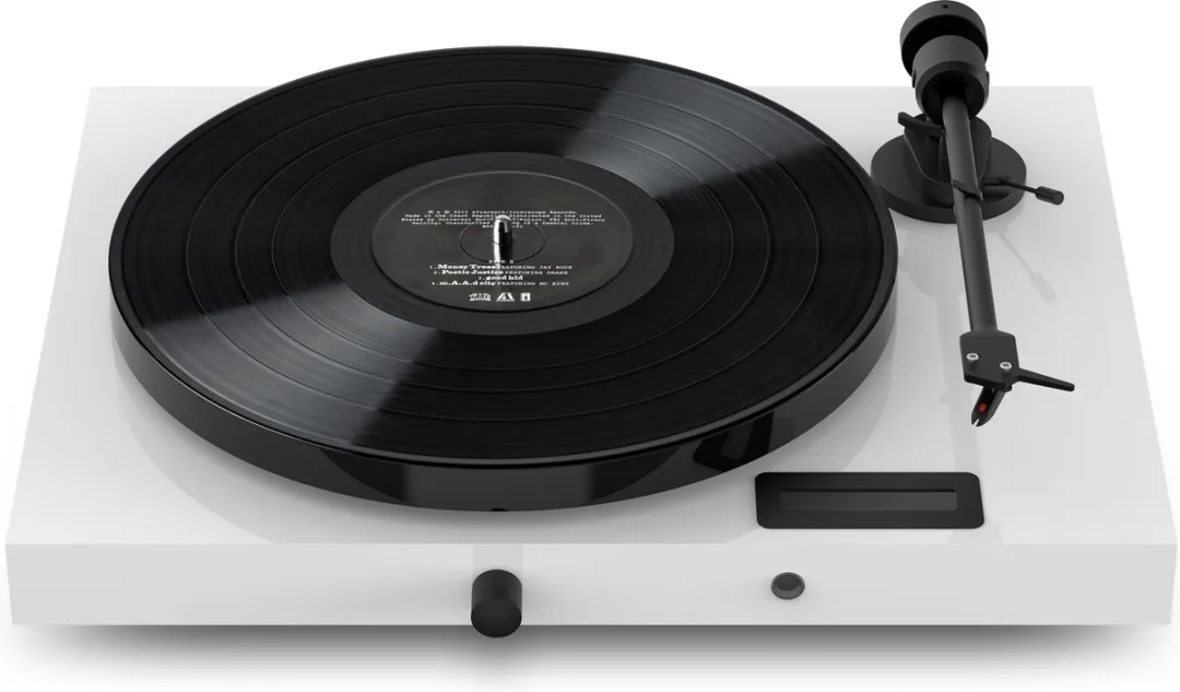 Pro-Ject Jukebox E1 OM5e Platenspeler Versterker 2x25W - Wit