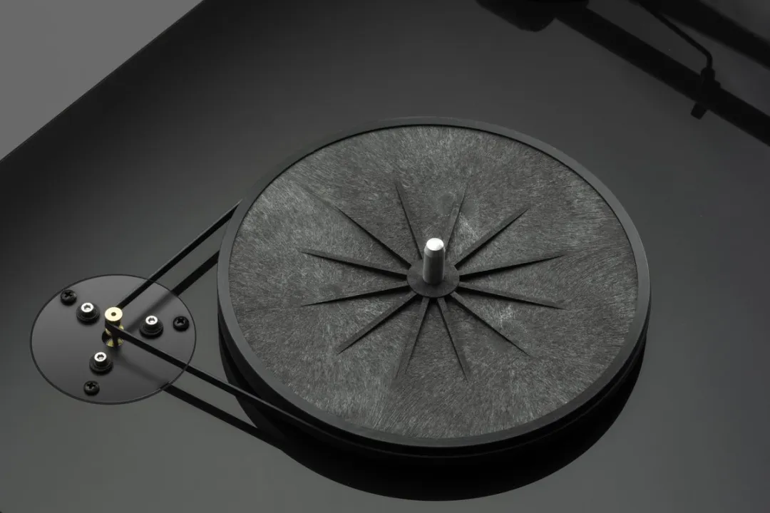 Pro-Ject E1.2 Pick it MM Platenspeler - Zwart