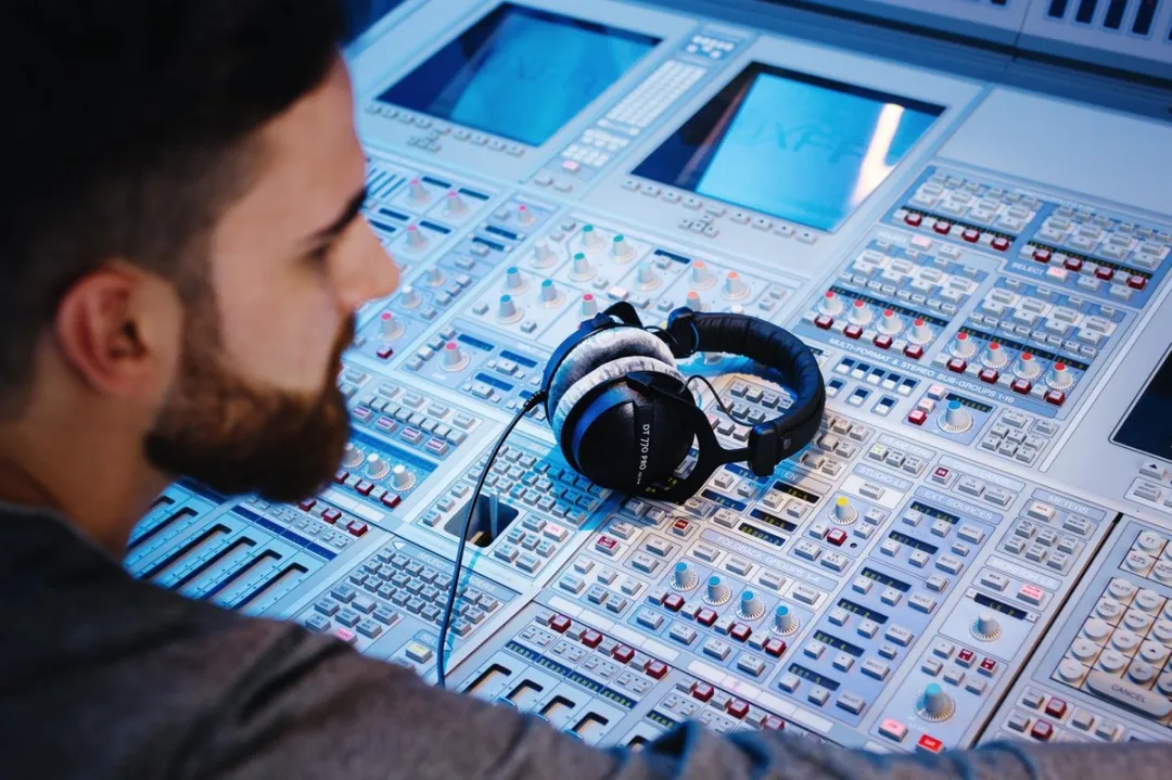 beyerdynamic DT 770 Pro 80 Ohm Studio Koptelefoon - Grijs