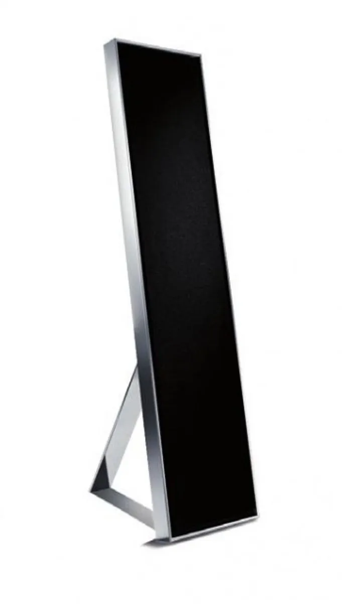 Loewe ID Reference - 80W Aluminium/Zilver/Zwart