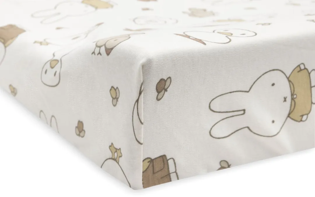 Jollein Aankleedkussenhoes Miffy Family Farm 50x70cm