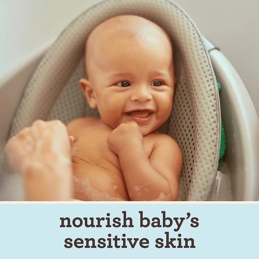 Aveeno Baby Daily Moisture Wash & Shampoo 976ml