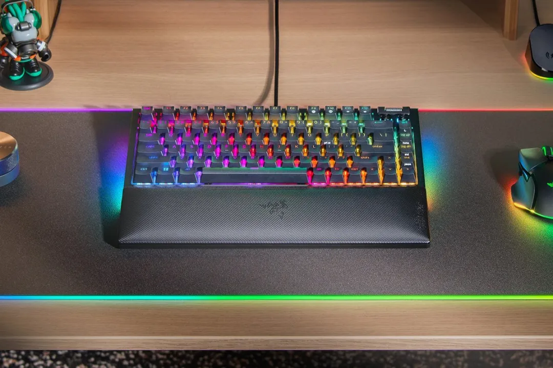 Razer BlackWidow V4 RZ03-05000400-R3E1 Gaming Toetsenbord - US QWERTY