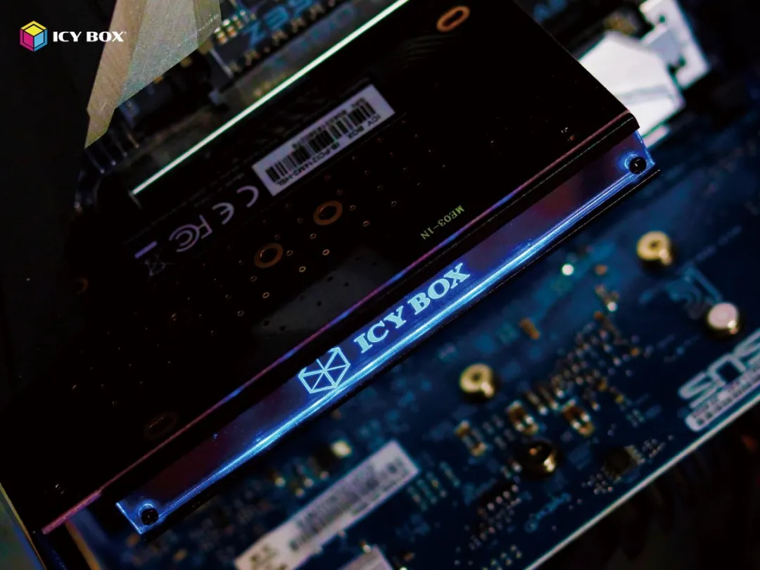 Icy Box IB-PCI214M2-HSL PCIe 4.0 x4 M.2 NVMe Adapter - met koellichaam