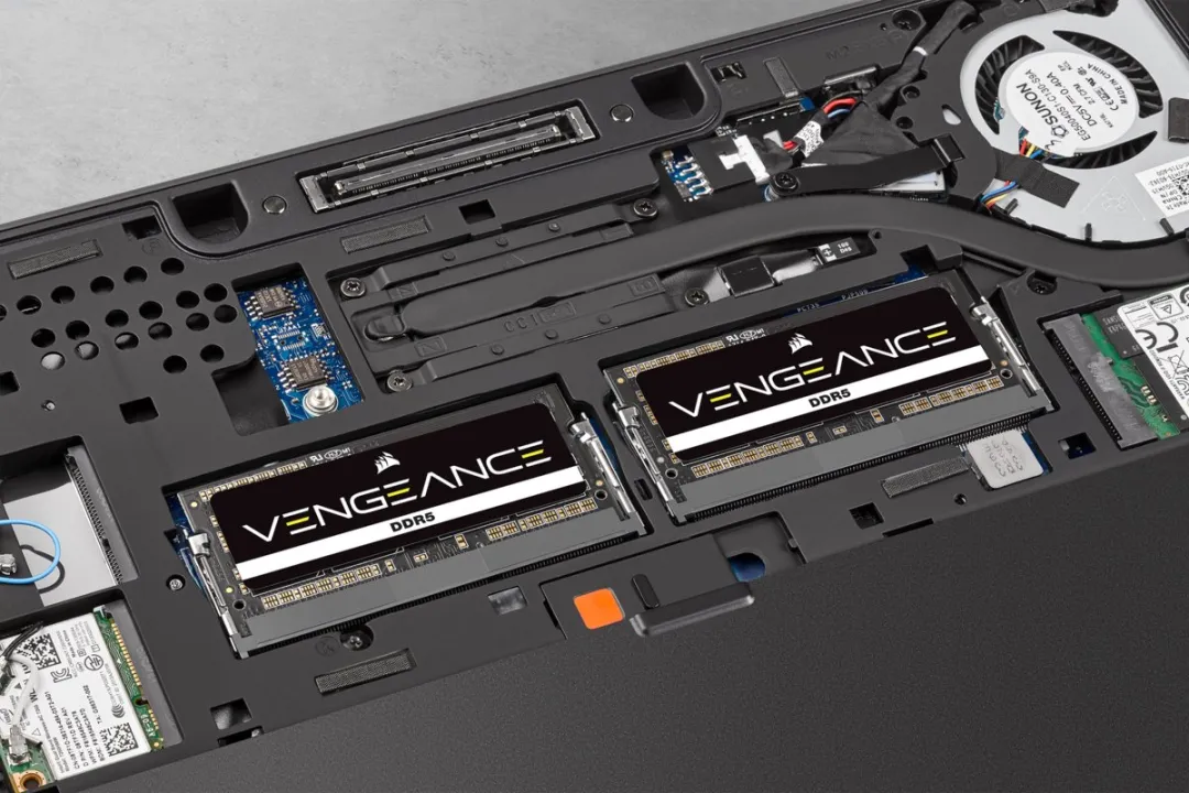 Corsair CMSX16GX5M1A4800C40 RAM - 16GB 4800MHz CL40 - Zwart