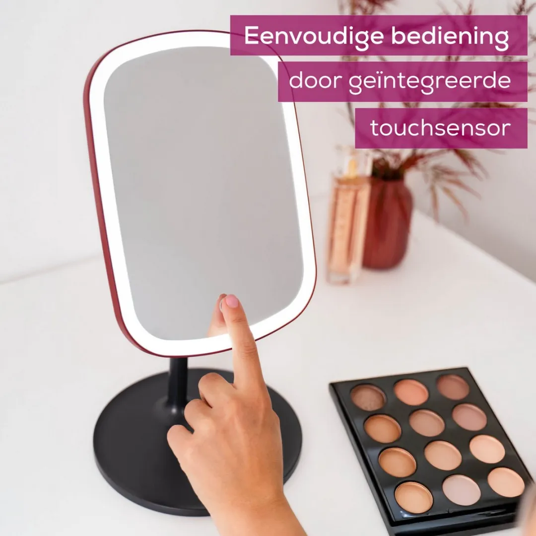 Beurer BS 47 Limited Edition Make-up Spiegel 15x21cm - LED Verlichting - Oplaadbaar - Bordeauxrood/Zwart