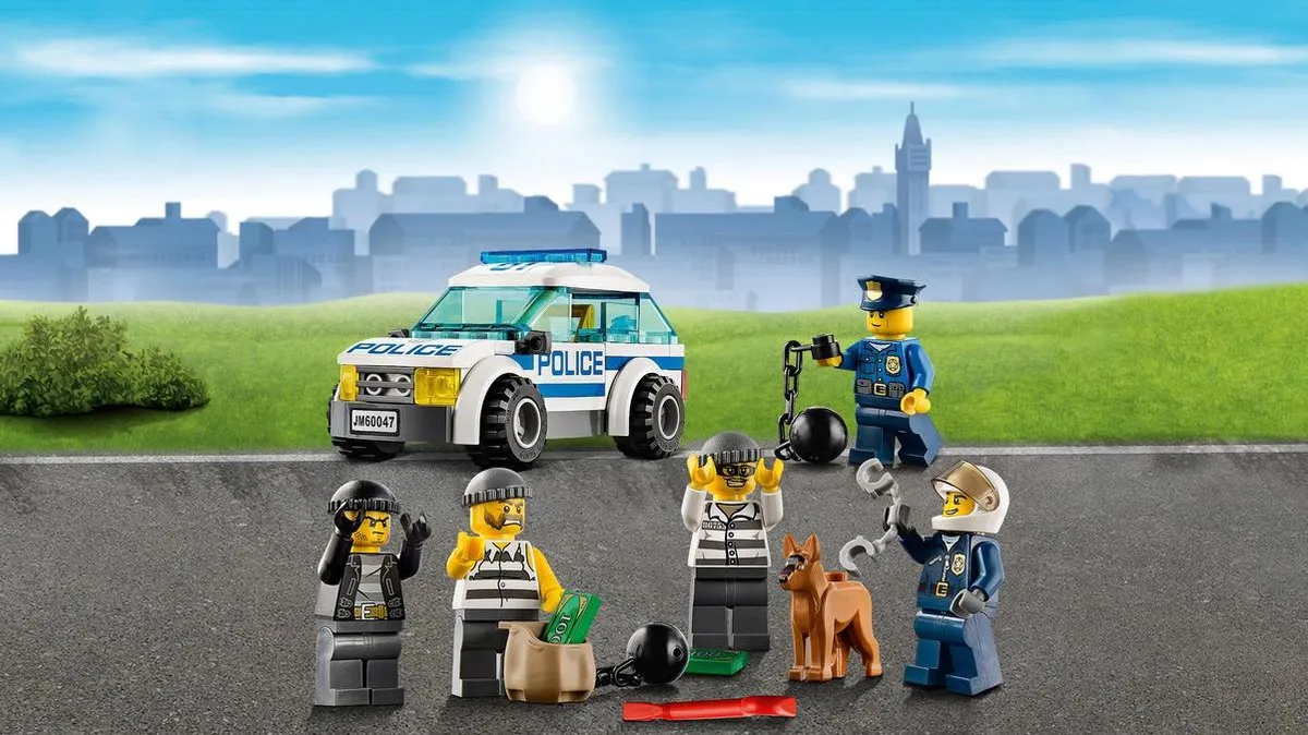 LEGO City Politiebureau 60047 - 7 Minifiguren - afbeelding 6 van 6
