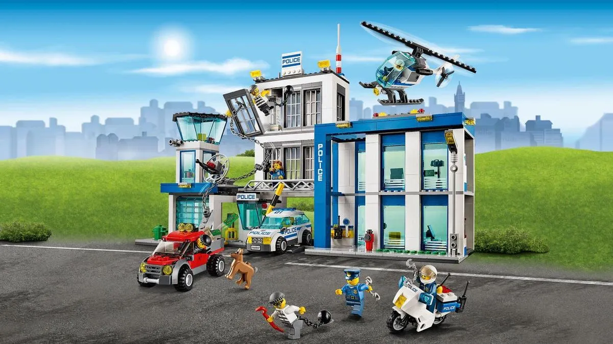LEGO City Politiebureau 60047 - 7 Minifiguren - afbeelding 5 van 6