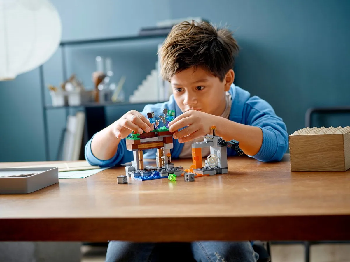 LEGO Minecraft Verlaten Mijn 21166 - Meerkleurig