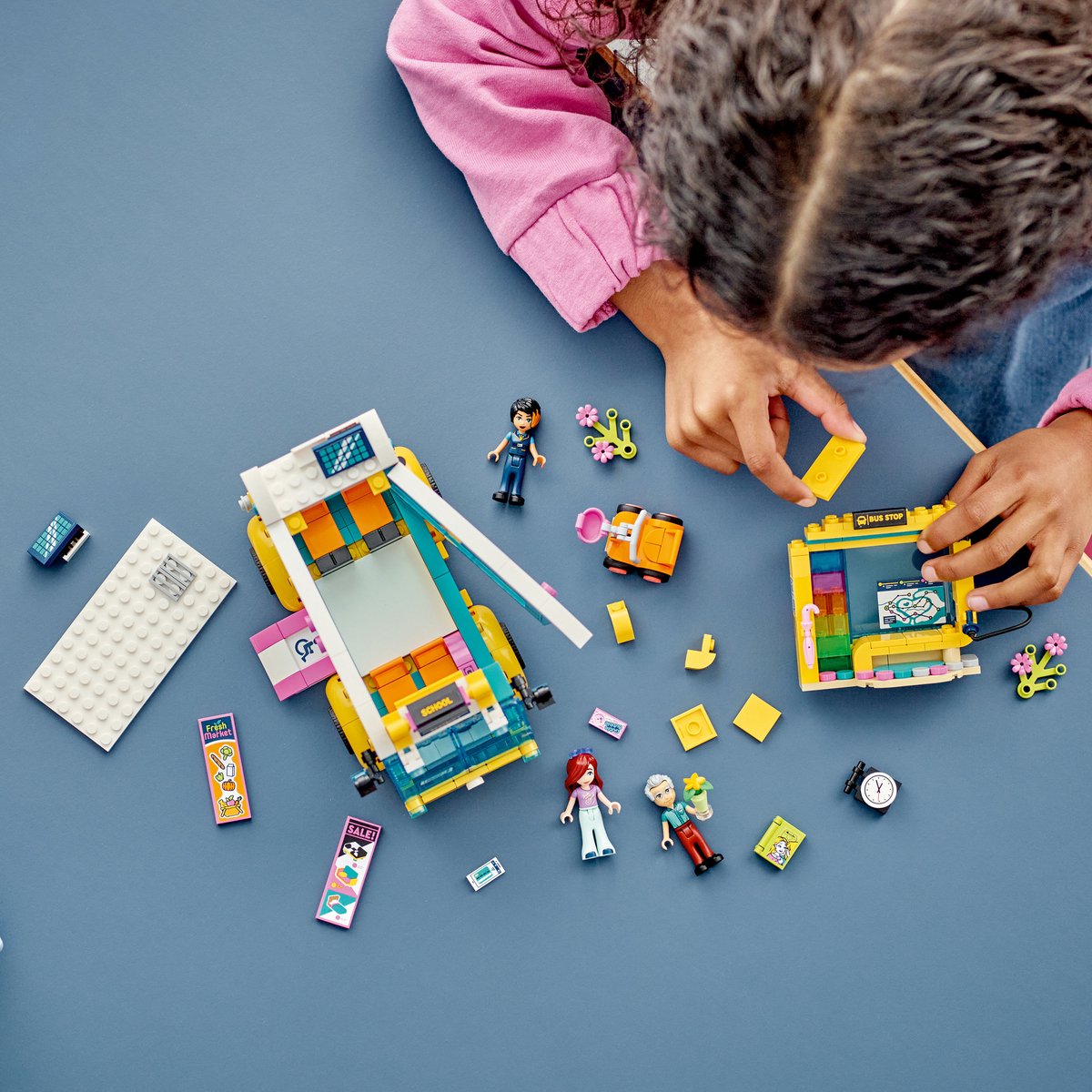 LEGO Friends 41759 Heartlake City Bus