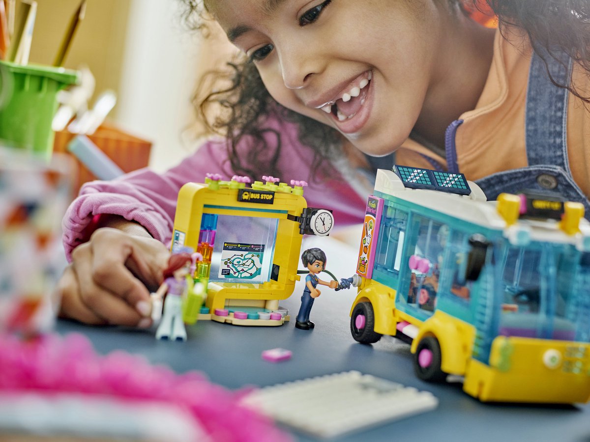 LEGO Friends 41759 Heartlake City Bus