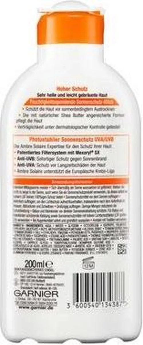 Garnier Ambre Solaire Hydraterende Zonnemelk SPF 30 200ml - afbeelding 2 van 3