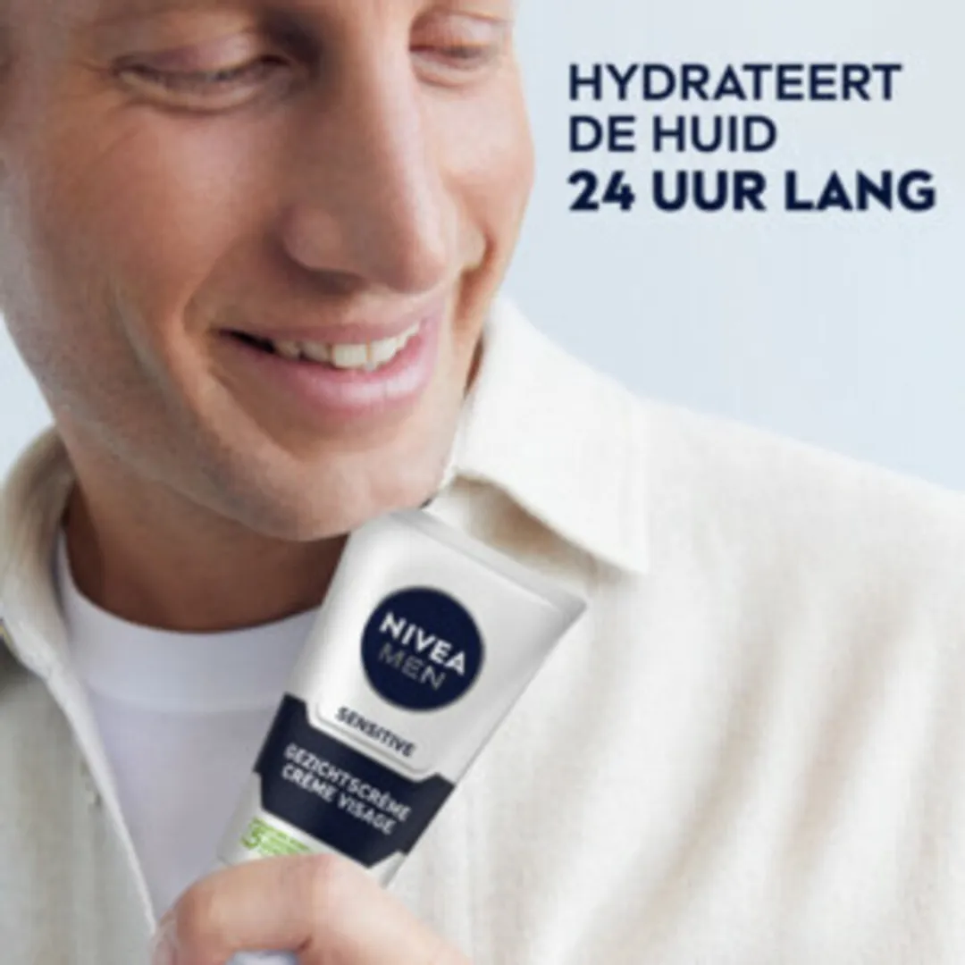 NIVEA Men Gezichtscrème Sensitive 3x75ml