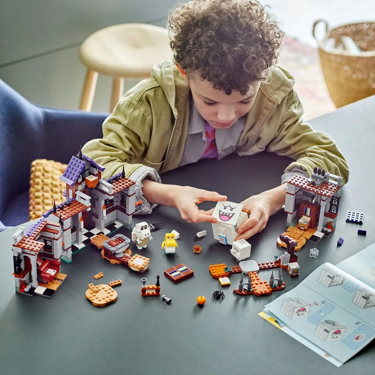 LEGO Super Mario King Boo's Spookhuis 71436 - 932 Stukken