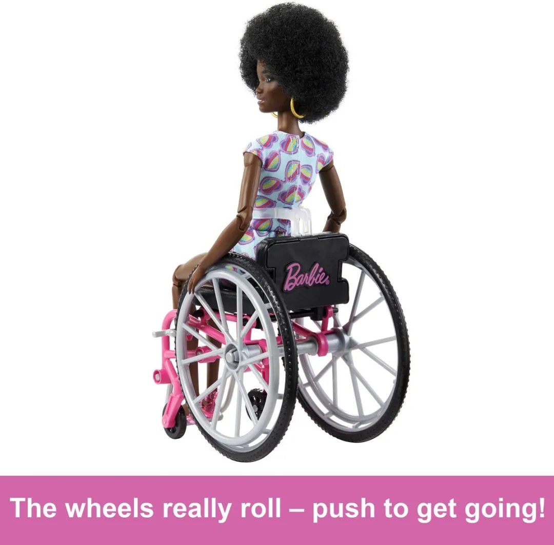 Barbie Morena Fashionistas - Met Rolstoelpop - Goud - Modepop