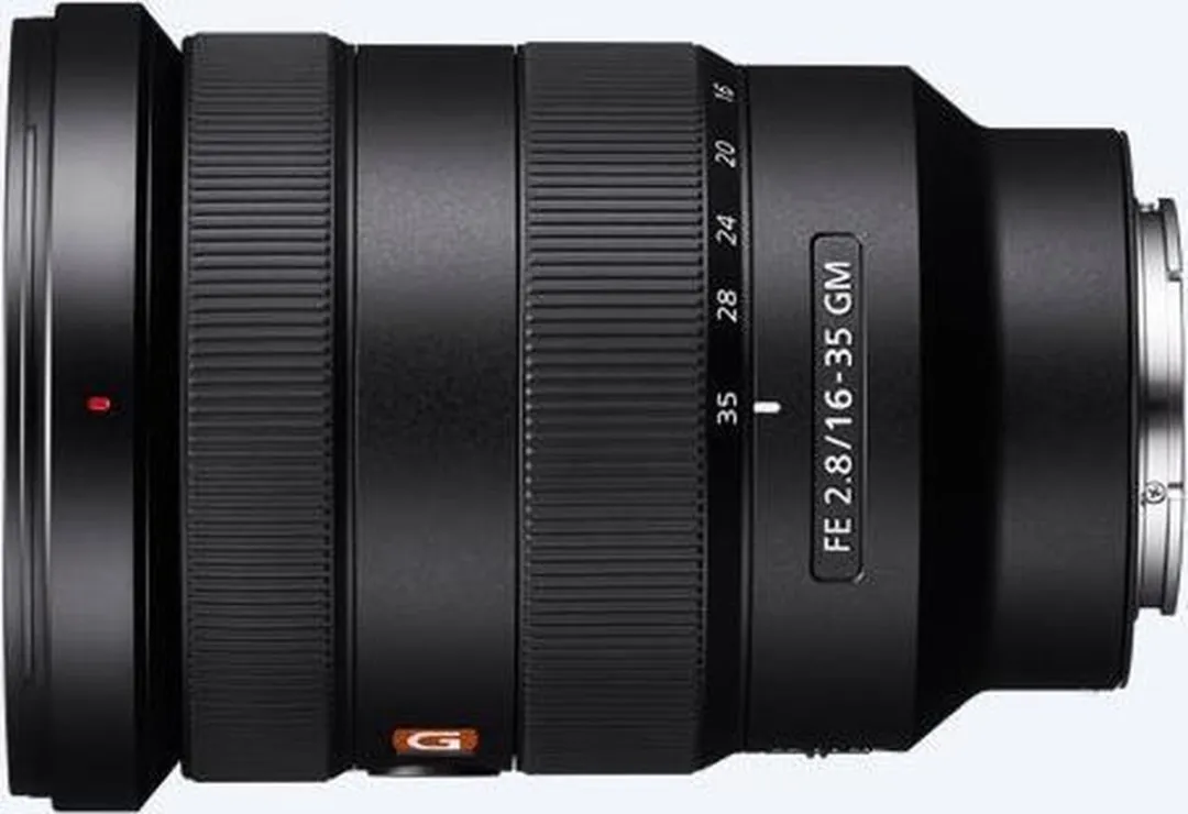 Sony FE 16-35mm F2.8 G Master - 82mm