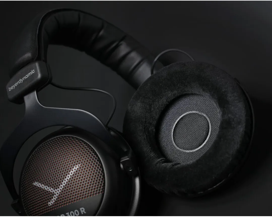 beyerdynamic TYGR 300 R Gaming Headset - Open-back - Zwart/Oranje