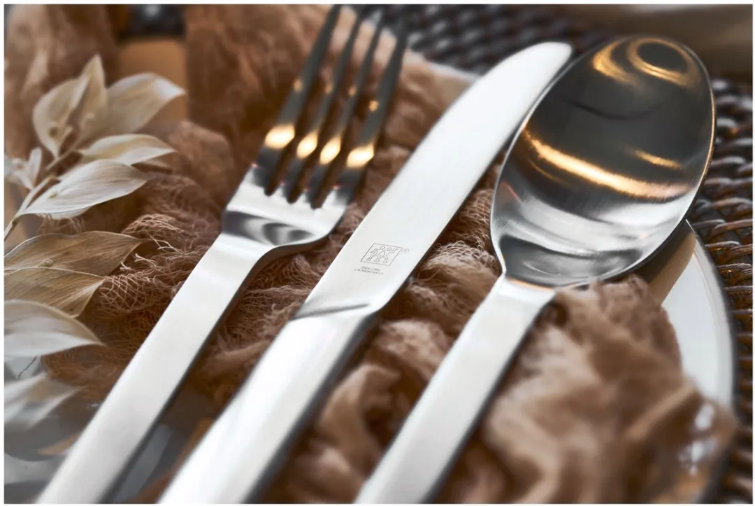 Zwilling Minimale Bestekset 68-delig - 18/10 Rvs Mat - 12 Personen