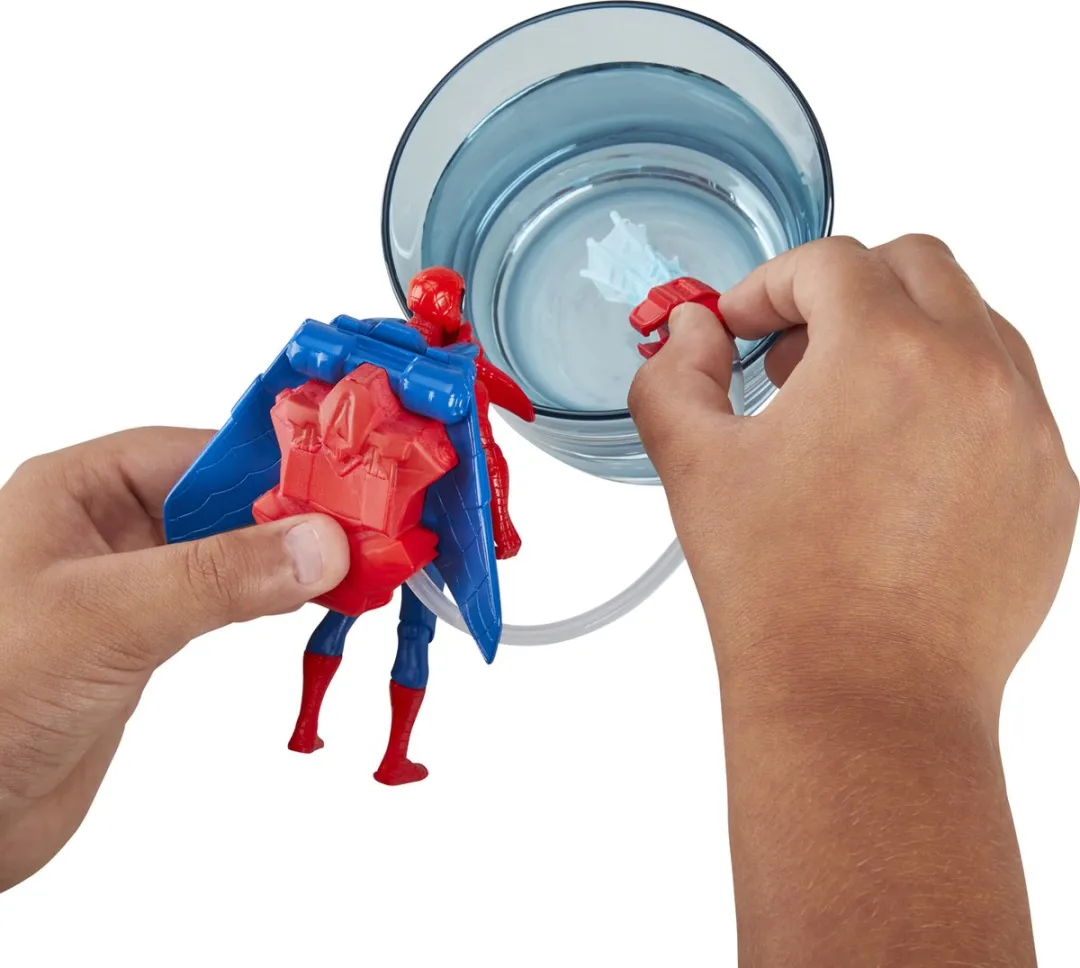 Spider-Man Aqua Web Warrior Classic Actiefiguur F82945X0 - Rood