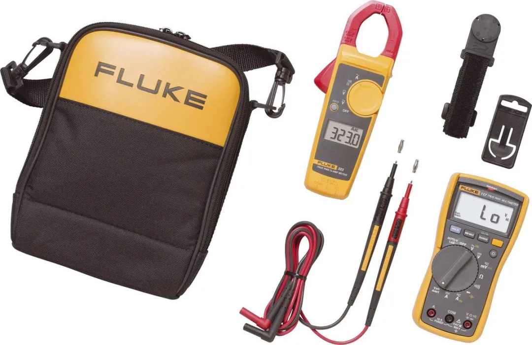 Fluke 117/323 Multimeter CAT III 600V