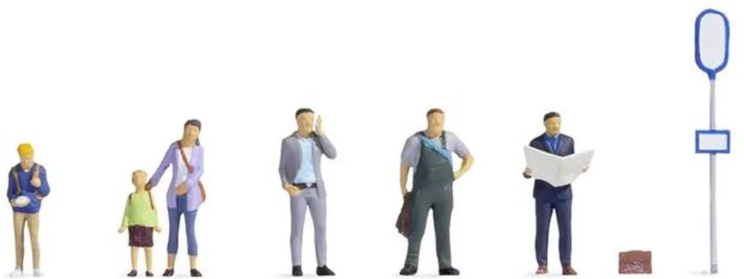 Noch 45246 TT Bij de bushalte Figuren Schaal 0