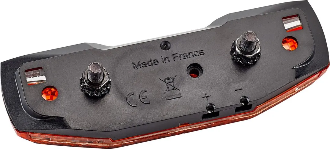 AXA Blueline E-bike Achterlicht - 6-12V Rood - afbeelding 6 van 6