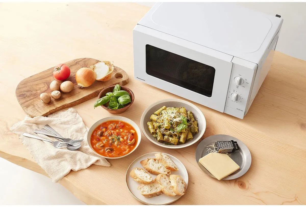 Panasonic NN-SM21Q Grill-magnetron 20L 800W - Wit