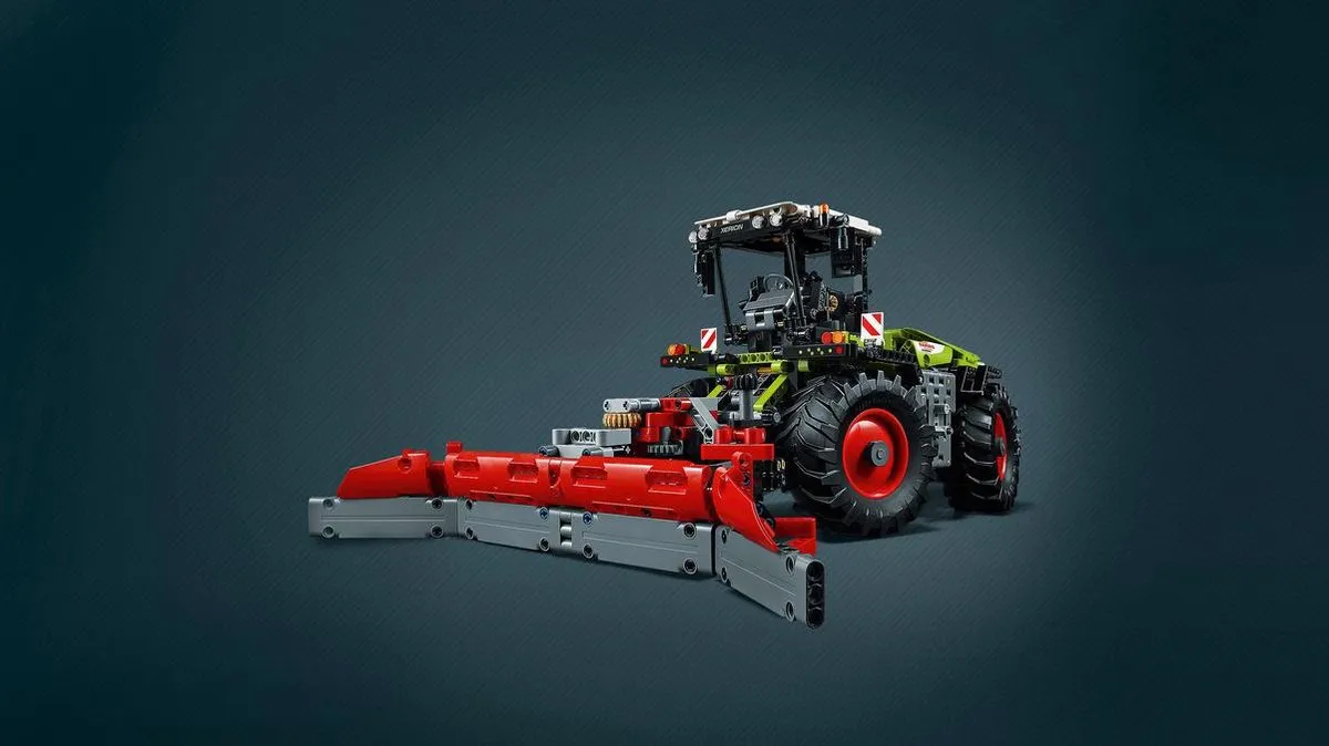 LEGO Technic Claas Xerion 5000 TRAC VC 42054 - afbeelding 5 van 6