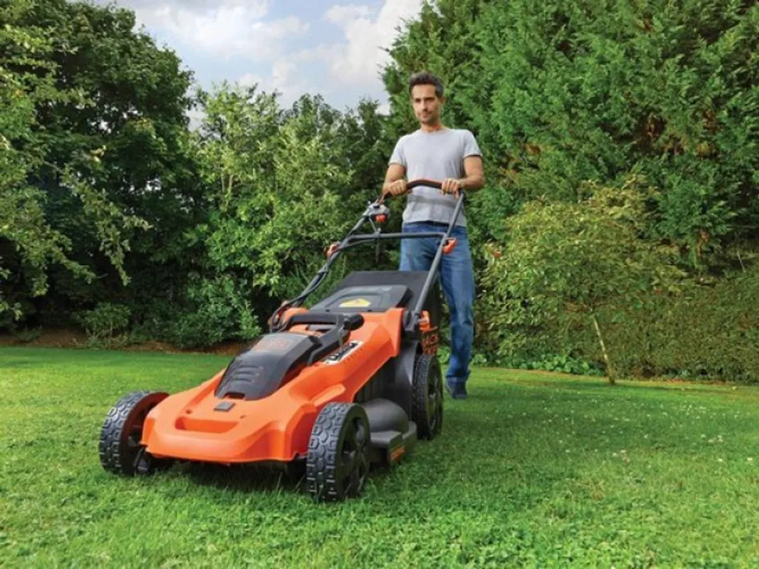 BLACK+DECKER CLMA4820L2-QS Grasmaaier 36V - 48cm - 2x2Ah - 50L - afbeelding 6 van 6