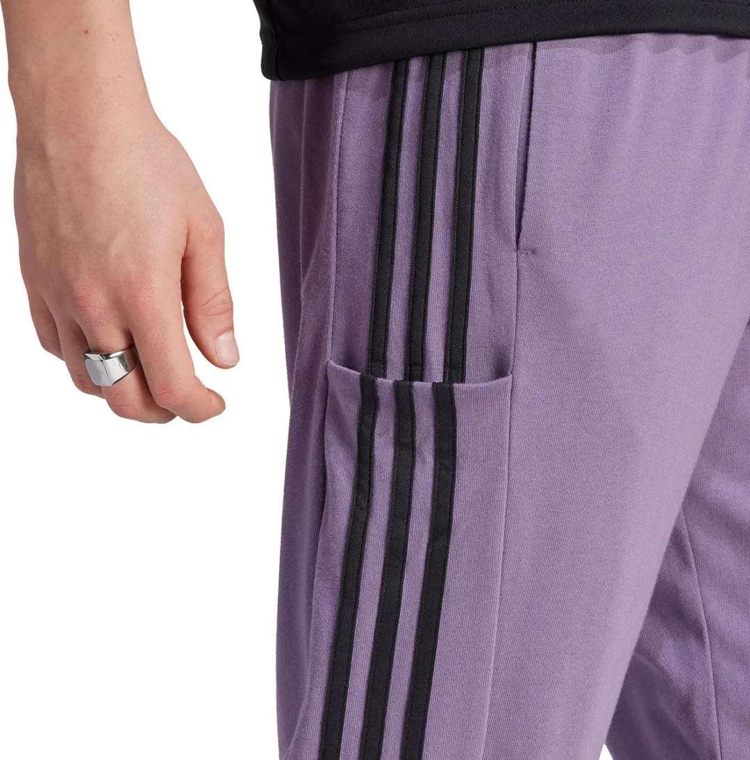 adidas Essentials Single Jersey Tapered Heren Trainingsbroek - Paars - Maat L