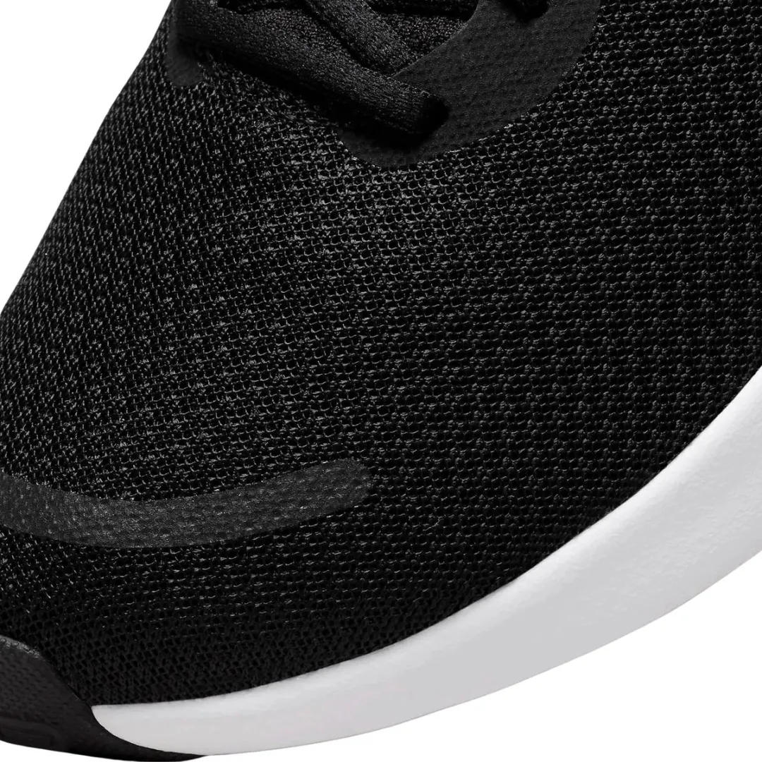 Nike Revolution 7 Sportschoenen - Maat 47 - Zwart/Wit