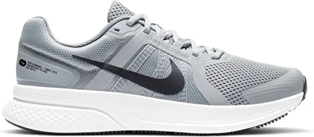 Nike Run Swift 2 Cu3517-014 - Hardloopschoenen 40.5 - Grijs/Wit