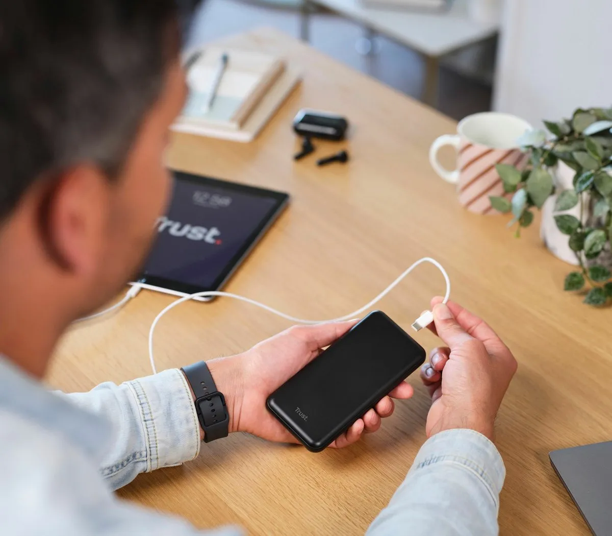 Trust Redoh Powerbank 10000mAh - 18W - Zwart