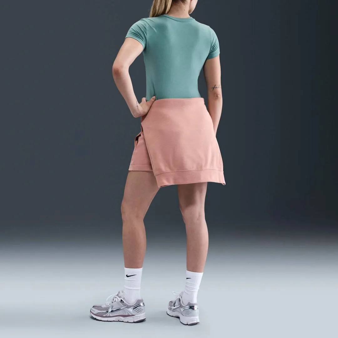 Nike Sportswear Chill Knit Shirt Dames XS - Groen