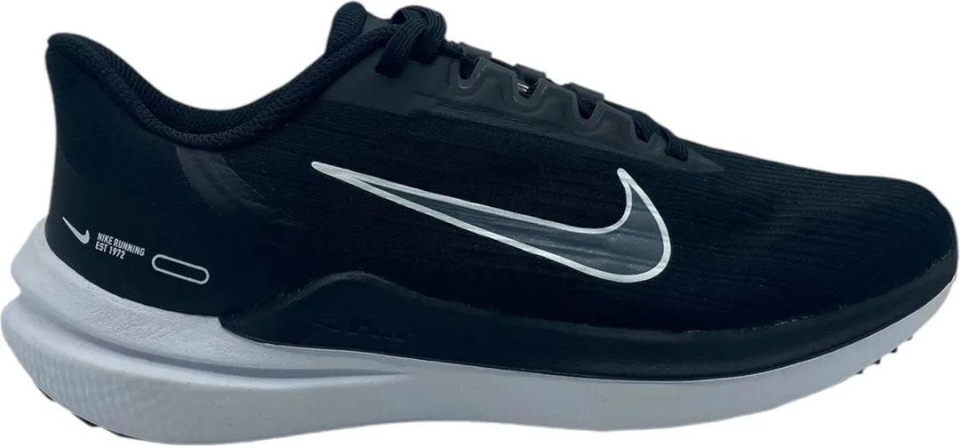 Nike Air Winflo 9 - Maat 40.5 - Zwart/Wit